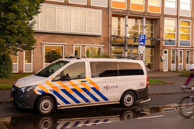 Twee Haarlemse scholen leggen lessen stil vanwege jongerenterreur in Heemskerk en Beverwijk: ‘Dit gaat alle perken te buiten’