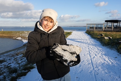 Sem (12) vindt kristallen in jachthaven van Terneuzen: ‘We dachten echt dat we de jackpot hadden’