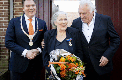 Welke mensen uit jouw gemeente hebben vandaag een lintje gekregen? Bekijk het hier