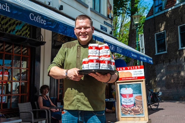 Bakkers van verse stroopwafels snappen niets van spotgoedkope ...