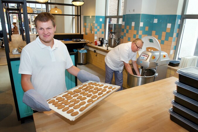 Sociaal bedrijf De Koekfabriek opent haar deuren in Arnhem | Regio | De ...