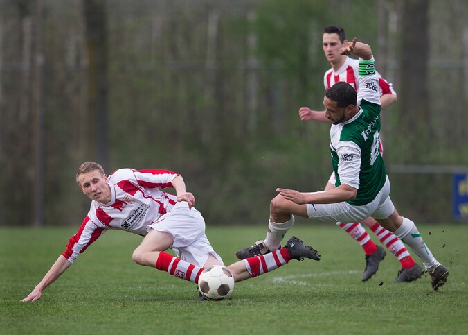 Rijnland houdt sprankje hoop met eerste competitiezege | Sport | De ...