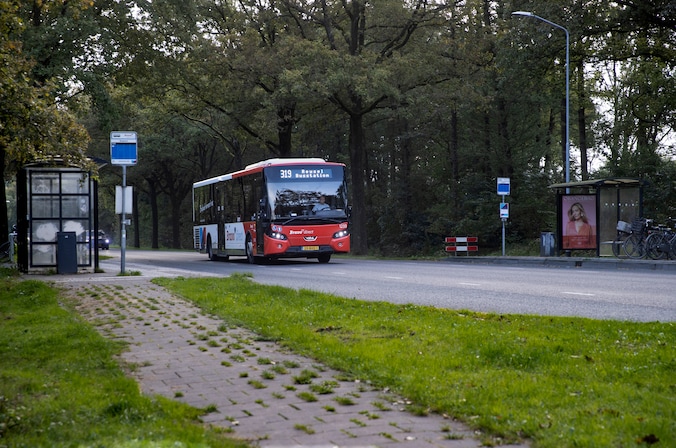 Ov in Zuidoost-Brabant moet flink groeien; plannen voor busremise in ...
