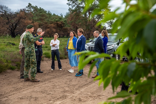 Staatssecretaris over Edese heidebrand: ‘Defensie en natuur vormen goed ...
