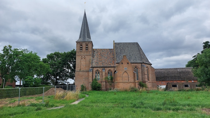 Expositie Luutzen Pen in kerkje van Persingen | Regio | De Gelderlander.nl