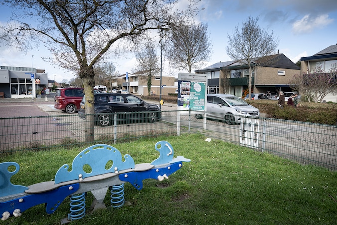 Inwoners van Weurt willen meer groen, een levendig plein en veiliger ...