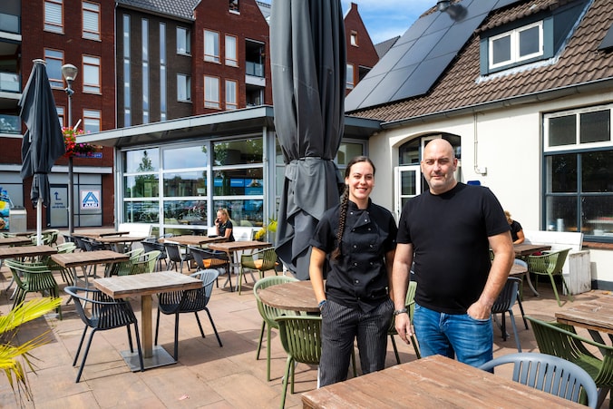 Ray opent restaurant samen met zijn drie kinderen: ‘Ik ben er vooral om ...