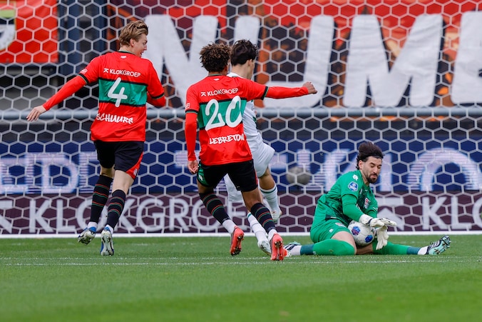 LIVE | NEC maakt na rust achterstand ongedaan: Noé Lebreton schiet de ...