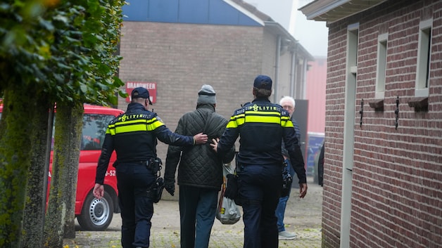 Verwarde man rent af op koning Willem-Alexander bij werkbezoek ...