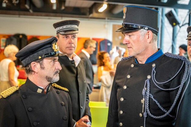 Importacteurs als de sterke arm in ‘De Bende van Oss’: ‘Stuk om écht te ...