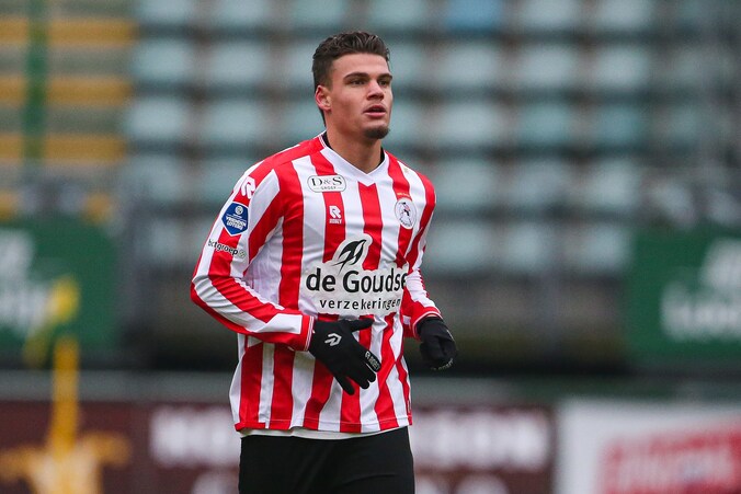 Voormalig PSV-jeugdspeler Rekik met Oranje-tegenstander Tunesië naar ...