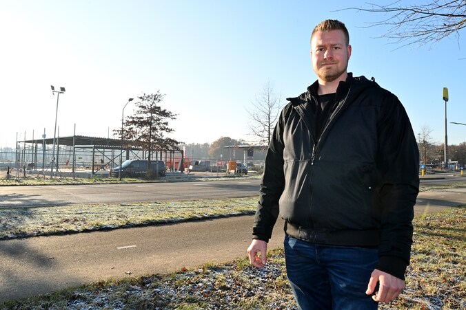 Jan trekt ten strijde tegen oprukkende fastfoodzaken: ‘Een been moeten ...