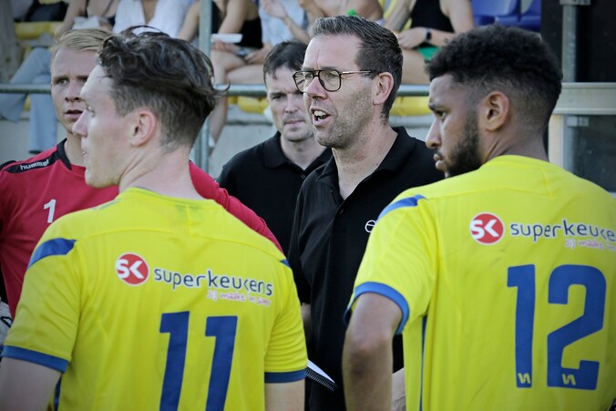 OSS’20-coach Peters: ‘Na die winnende goal had ik even een momentje ...