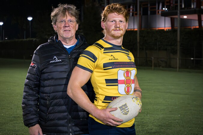 Rugby als extra bindmiddel voor vader en zoon De Wit: ‘Ik heb me nog ...