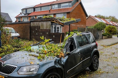 LIVE storm Benjamin | Meer dan 900 kilometer file door storm Benjamin, ook problemen op spoor