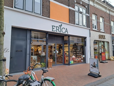 Nepagent misleidt personeel van natuurdrogisterij en rent zaak uit met inhoud van kluis: ‘Dit hakt e