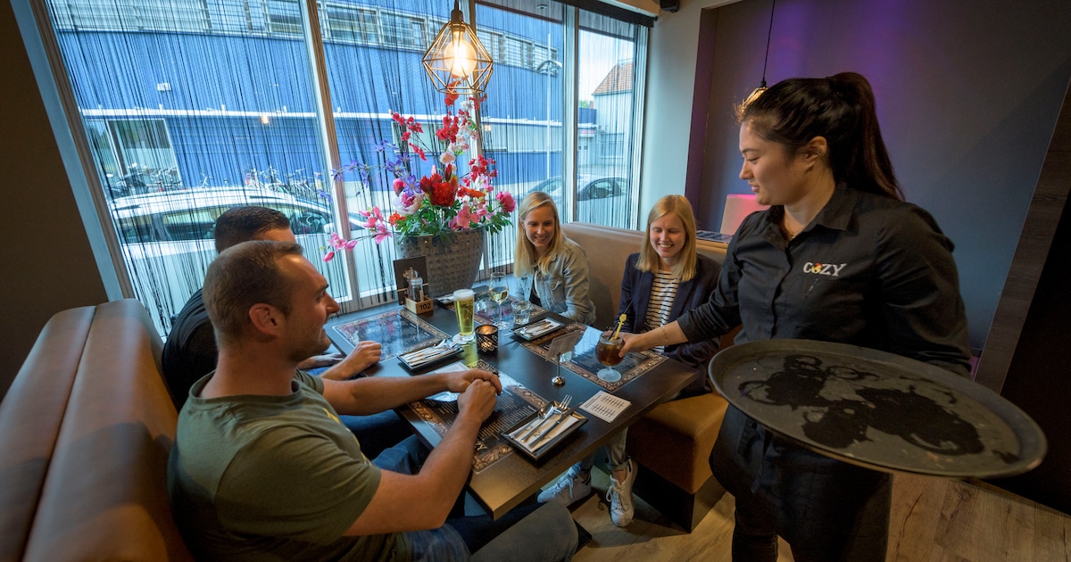 Eigenaar populair restaurant in Hengelo ‘zit er doorheen’ na fout met vergunning