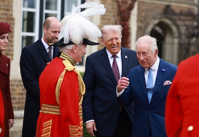 Britten storen zich aan pracht en praal om Trump te paaien