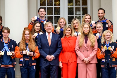 Prinses Amalia droeg haar favoriete outfit voor deze feestelijke gelegenheid