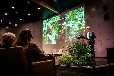 Wereldberoemde biologe Jane Goodall herdacht in Burgers’ Zoo: ‘Iedereen kan het verschil maken’