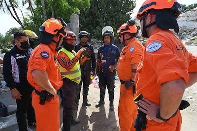 Nederlandse reddingswerker in Venezuela: ‘Elk uur telt, maar de kansen nemen af’