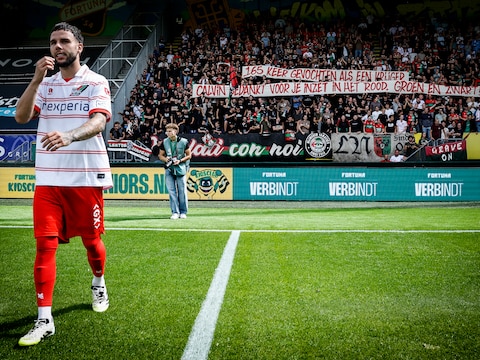 Calvin Verdonk heeft de NEC-fans bedankt voor hun spandoeken en gaat op weg naar Lille OSC.