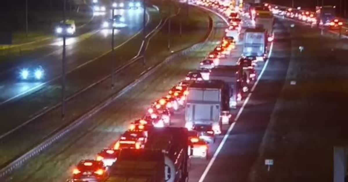 Ongeluk op de A50: flinke file richting Arnhem