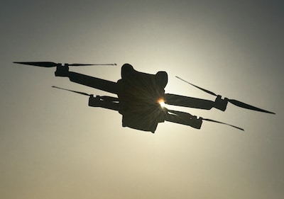 ‘Tussen 12 en 20 drones’ gezien boven chemiebedrijf Dow en havengebied Terneuzen: ‘Is een no-flyzone’