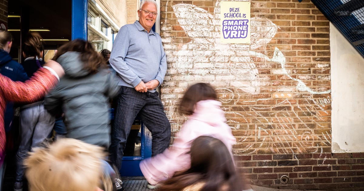Deze Arnhemse basisschool is smartphonevrij: ‘Wetenschappers raden het ...