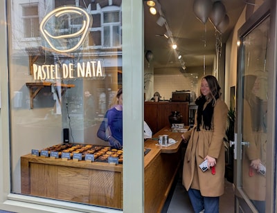 Even stoppen tijdens het shoppen: Mister Nata opent winkel met verse pastéis de nata