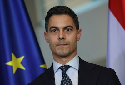 Rob Jetten beleeft vuurdoop op propvolle EU-top over Iran en energie: ‘Afhankelijkheid van olie moet stoppen’