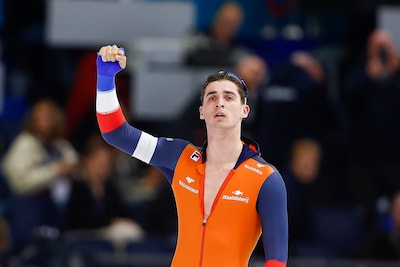 Jenning de Boo klopt Stolz opnieuw en slaat geweldige slag in strijd om wereldtitel