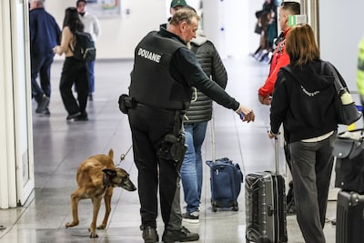 Nederlander (27) ziet kinderen niet opgroeien na MDMA-smokkel naar Milaan: ‘Hij wilde gewoon op vakantie’
