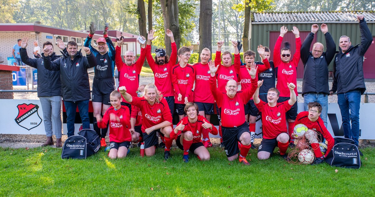 Primeur voor Apeldoornse G-voetballers, die seizoen samen mogen afsluiten