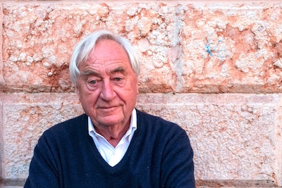 Schrijver Cees Nooteboom op 92-jarige leeftijd overleden