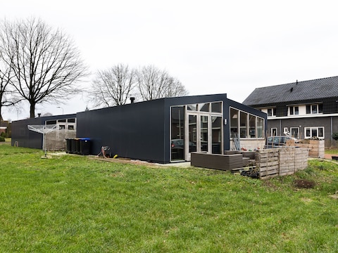 Flexwonen als snelle oplossing voor het woningtekort: ‘Ook bij protest uit de omgeving’