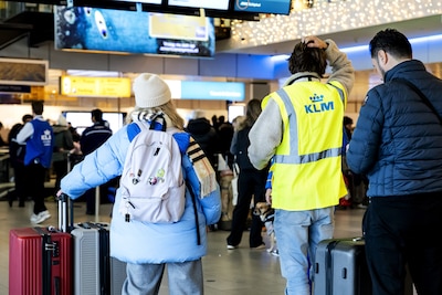 KLM en Schiphol beginnen het jaar rampzalig en dat komt niet alleen door het winterse weer