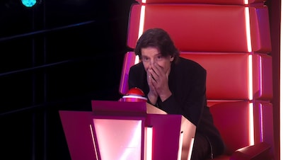 Clouseau-zanger Koen Wauters herkent stem van zijn dochter niet in Vlaamse Voice: ‘Er klopt iets niet’