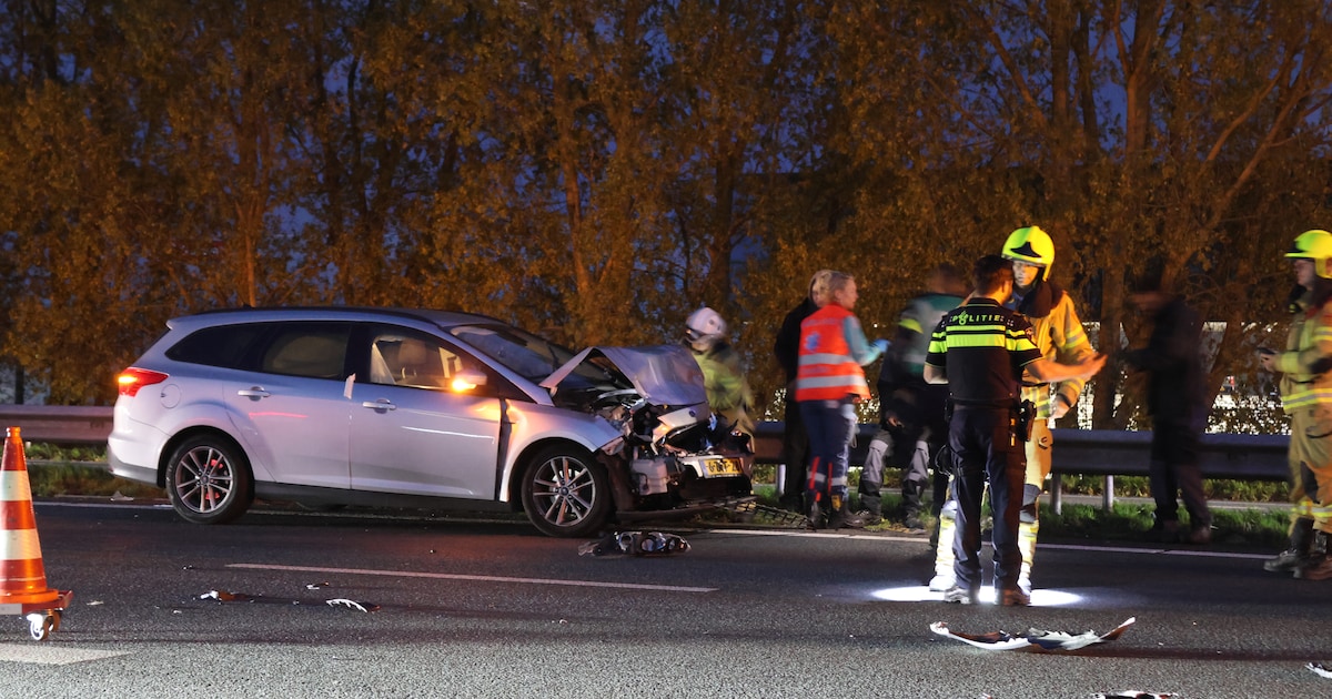 Gewonde bij harde botsing op de A30 bij Ede.
