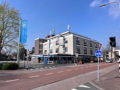 ‘Lelijk’ gebouw op prominente plek in Driebergen krijgt facelift: nieuwe appartementen in hartje cen