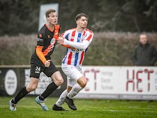 Juliana jaagt op promotie, Van Schoonhoven redt tiental AWC, Nijmegen stunt bij Germania