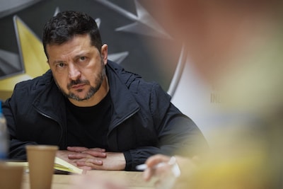 Zelensky bereid te stoppen met aanvallen op raffinaderijen, als Poetin ook inbindt