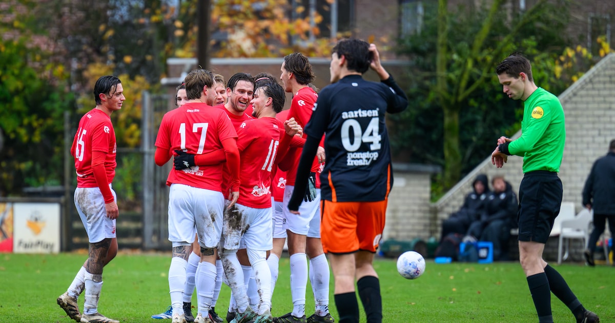 37-jarige keeper uit het derde is de held van Rood-Wit: ‘Ik help de ...