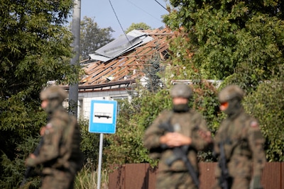 Polen vindt zeven drones en resten raket, zeldzaam artikel ingezet om Russische schending Navo-luchtruim