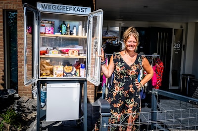 Nieuwe ‘2 meterregeling’ moet buurtinitiatieven helpen, maar voor Mariëlles weggeefkast komt het te laat