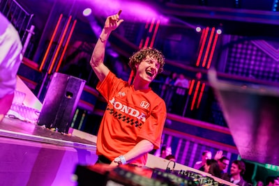 Otto (26) staat als dj Crüpo tussen de wereldtop op Tomorrowland: ‘Dit heb ik nog nergens zo gezien’