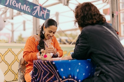 De geuren en kleuren van een souk, maar dan in Utrecht: ‘Via kunst, muziek en eten willen we mensen 