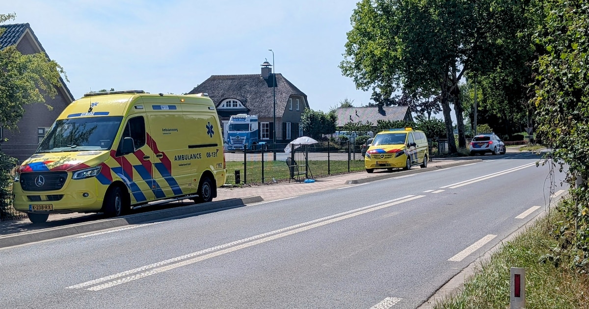 Scooterrijder gewond na aanrijding door auto in Ingen.