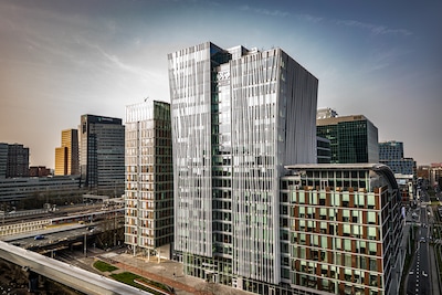 Brussel wil megabedrijven in Europa om te concurreren met China en VS: fuseren moet makkelijker worden