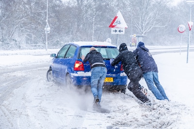 LIVE sneeuw | Heftig winterweer doet nu stapje terug, maar het is nog niet klaar: pittige sneeuwbuien zijn onderweg